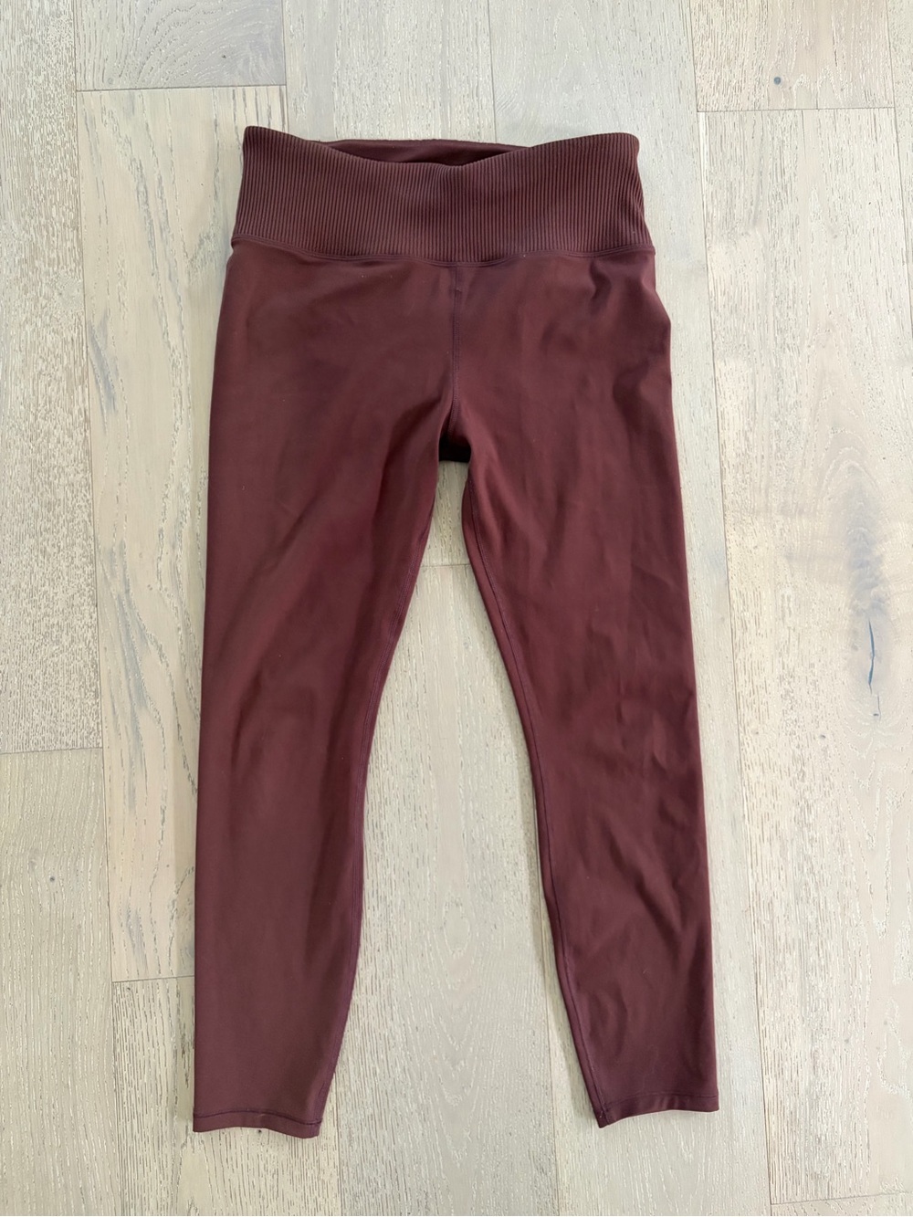 Vuori Rib Studio High-Waist Leggings in Cider / Brown